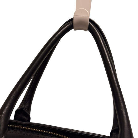 Elegant CHARLES JOURDAN Black and Tan leather Women's Handbag in good condition - Picture 16 of 16